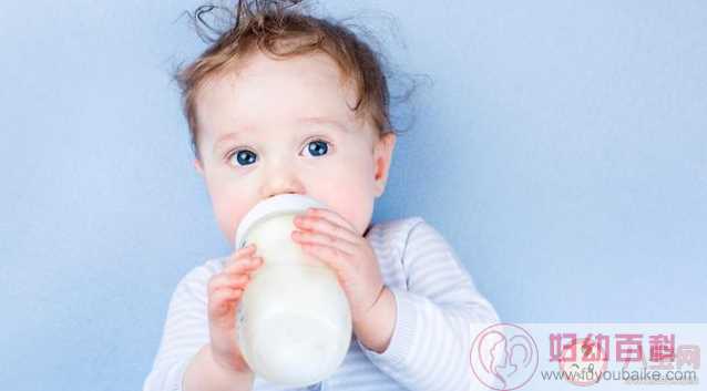 宝宝吃奶粉消化不良有什么症状表现 吃奶粉宝宝消化不良怎么喂好