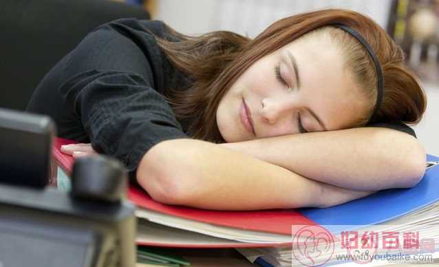 午睡为什么越睡越累 如何科学地午睡