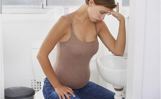 孕妇咳嗽漏尿正常吗 孕期咳嗽漏尿怎么办