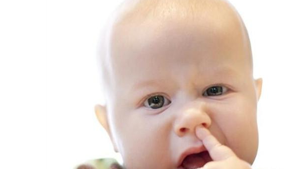 宝宝鼻屎多是什么原因 宝宝鼻屎多清理方法