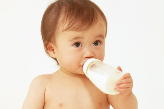 没喝完的奶粉可以温着再喝吗 没喝完的奶粉可以二次加热吗