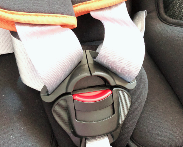 宝得适五点式安全带怎么调节 宝得适安全座椅怎么安装