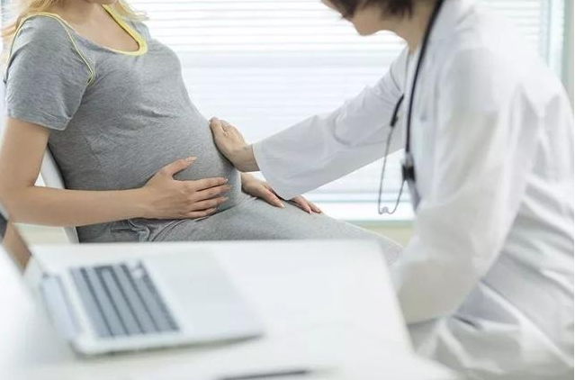 怀孕得了子宫肌瘤怎么办 子宫肌瘤会跟胎儿一起长吗