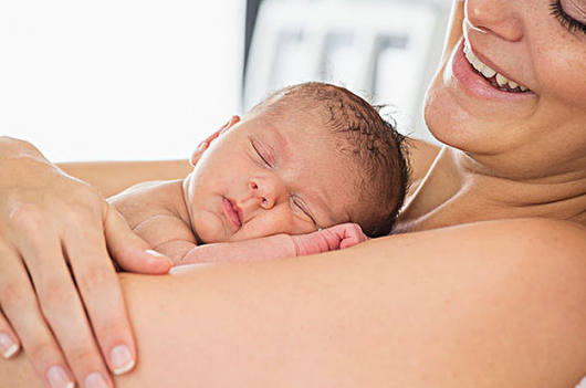 分娩时宝宝在做什么 分娩时宝宝有哪些动作