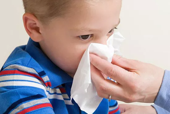 为什么小儿过敏性咳嗽容易在春季高发 过敏性咳嗽能治好吗