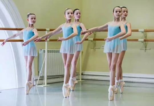 少儿芭蕾需要立足尖吗 少儿芭蕾舞培训班课程