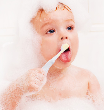 宝宝洗发水用那个牌子好 婴儿洗发水怎么挑选