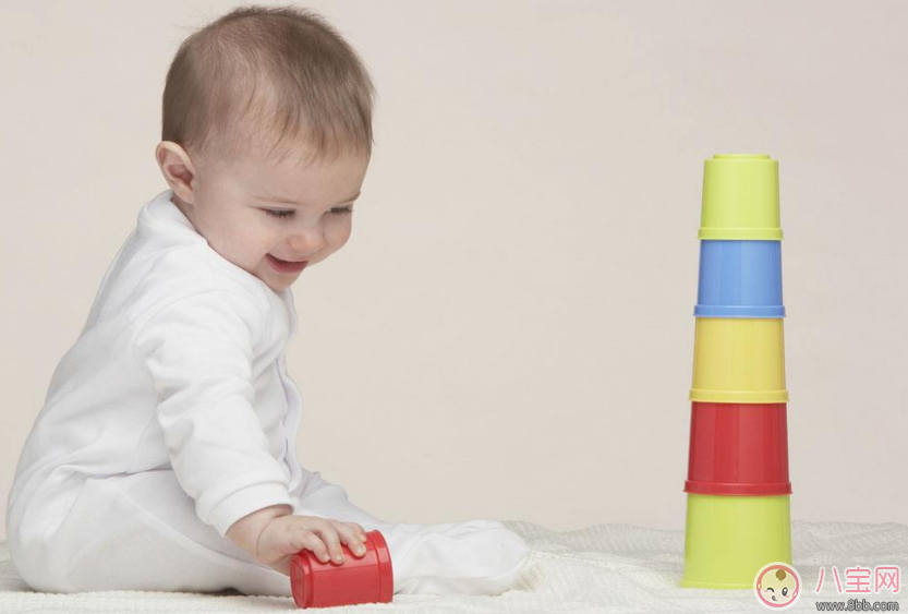 玩积木对孩子的智力开发大 怎么带孩子玩积木